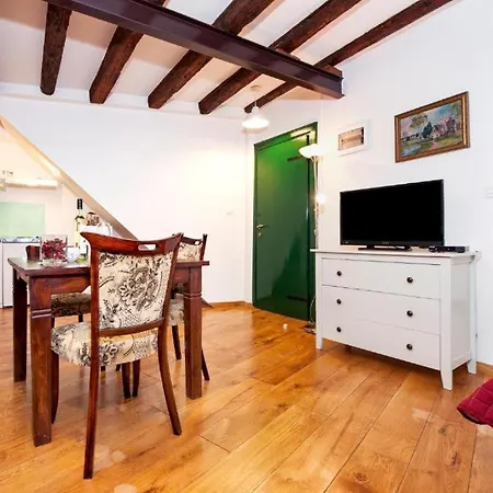 Apartament Retro Oscar I